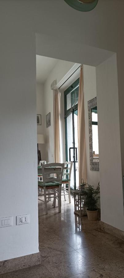 La Casina Di Ale Apartment Marina Di Carrara Exterior photo